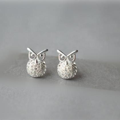 925 Sterling Silver Owl Stud Earrings, Big White..