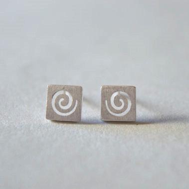 Square Stering Silver Stud Earrings, With Swirl..