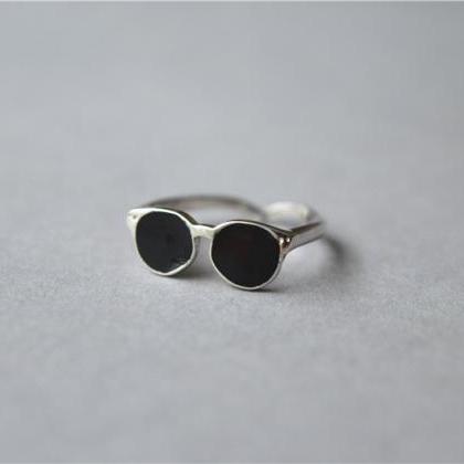 Super Cool Black Sunglasses Shape Ring, 925..