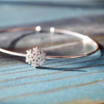 Sterling Silver Snowflake Bangle Bracelet, 925..