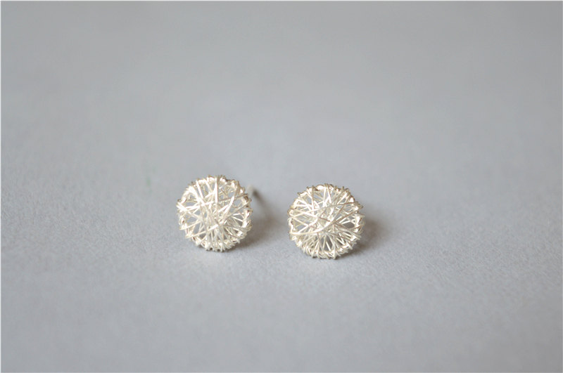 Circle Stud Earrings, Silver Wire Wrapped Circle, Sterling Silver Jewelry, Simple Tiny Pair (d52)