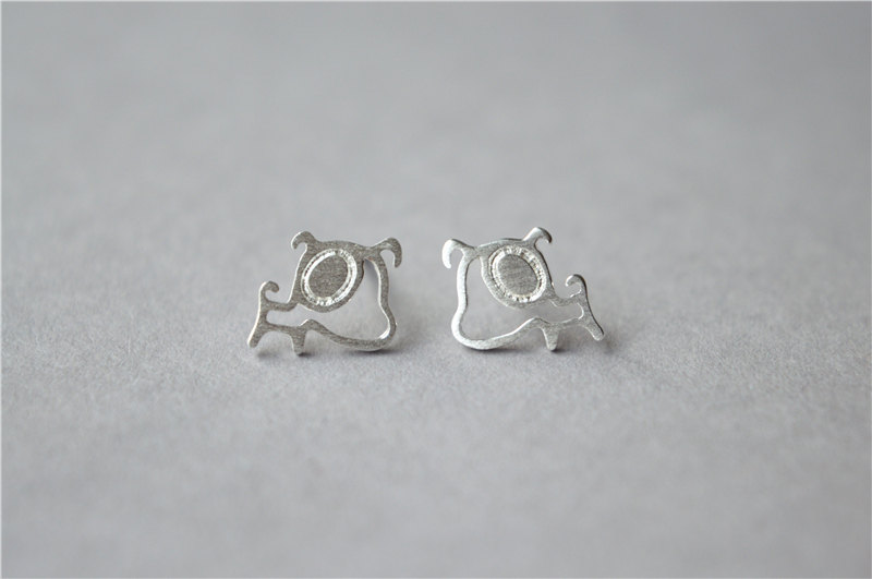 Dog 925 Sterling Silver Stud Earrings, Tiny Cute Pair, To Show Your Love For Your Pet（d300）