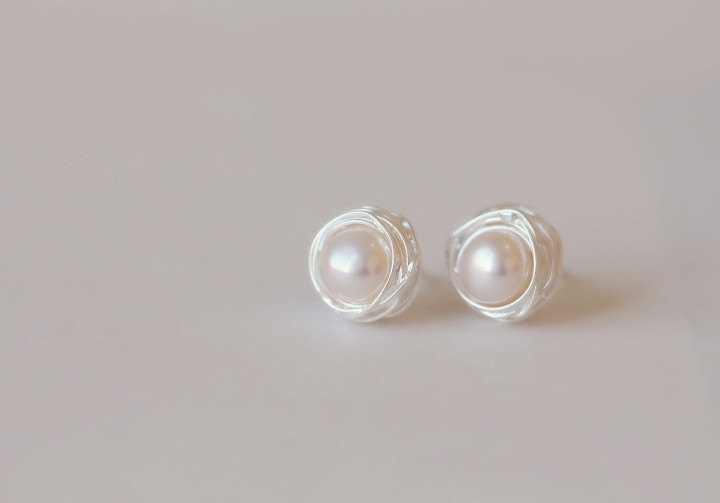 White Pearl Sterling Silver Stud Earrings, Dainty Pair For Gifts (d49)