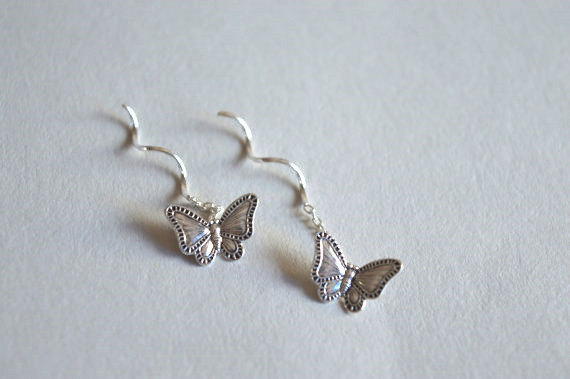 Sterling Silver Butterfly Earrings, Special Elegant Gift, Vintage Curving Surface (x1)