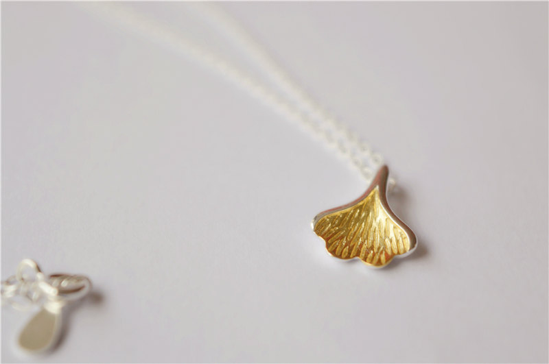 Silver Leaf Necklace, 14k Gold Plating Leaf Pendant, Thin Chain With Extender, Beautiful Gift (xl8)